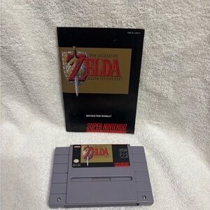 Super Nintendo The Legend of Zelda A Link To The Past game with manual